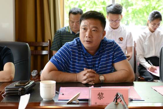 说明: E:\Desktop\2019恒亮伟业奖学金\广西恒亮伟业与我院“恒亮伟业”奖学金签约仪式 2019.05.15\AJQ_6171.JPG